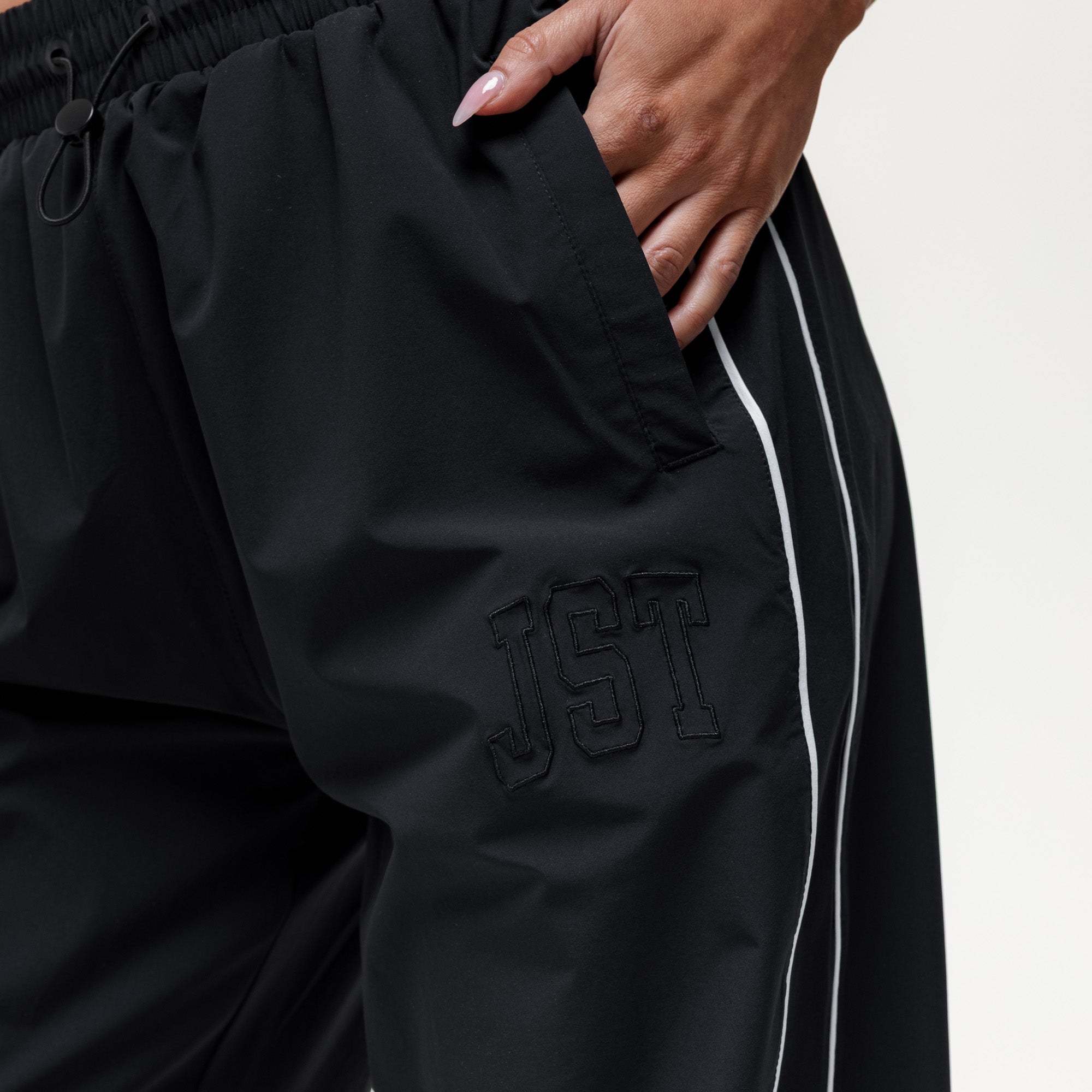 Courtside Track Pants - Black/White