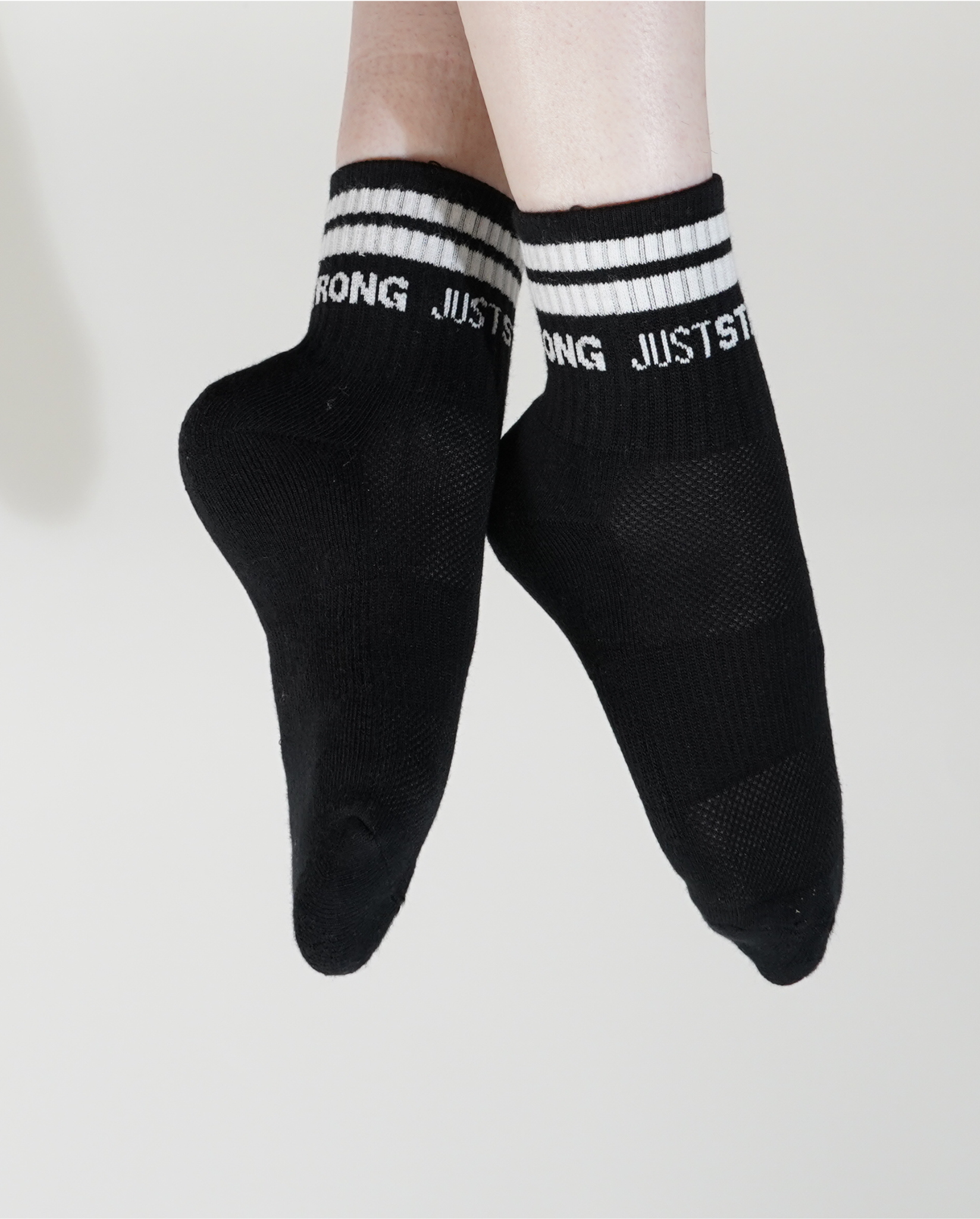 JUSTSTRONG CREW SOCK - Black (PACK OF 3)