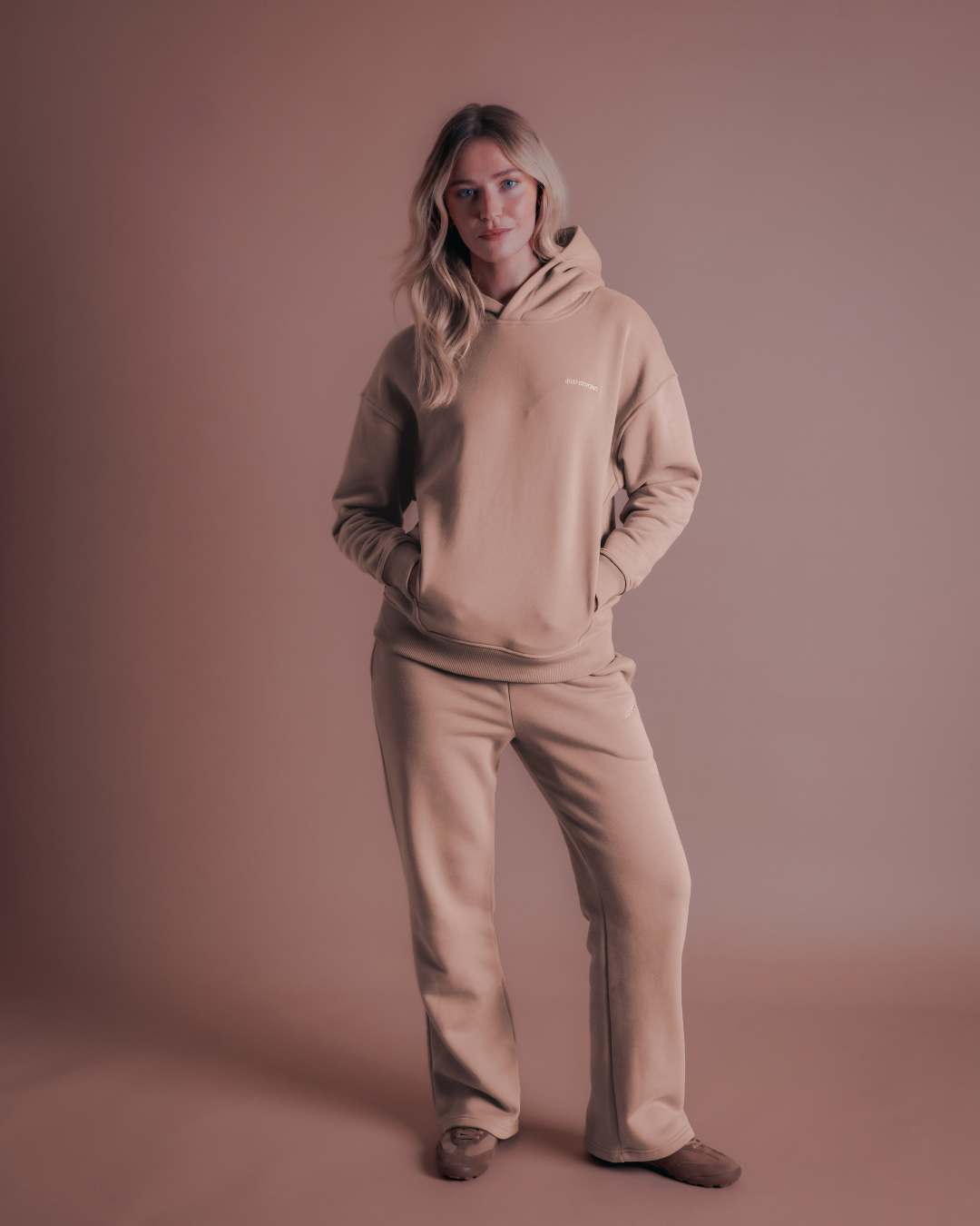 The Classic Hoodie - Sand