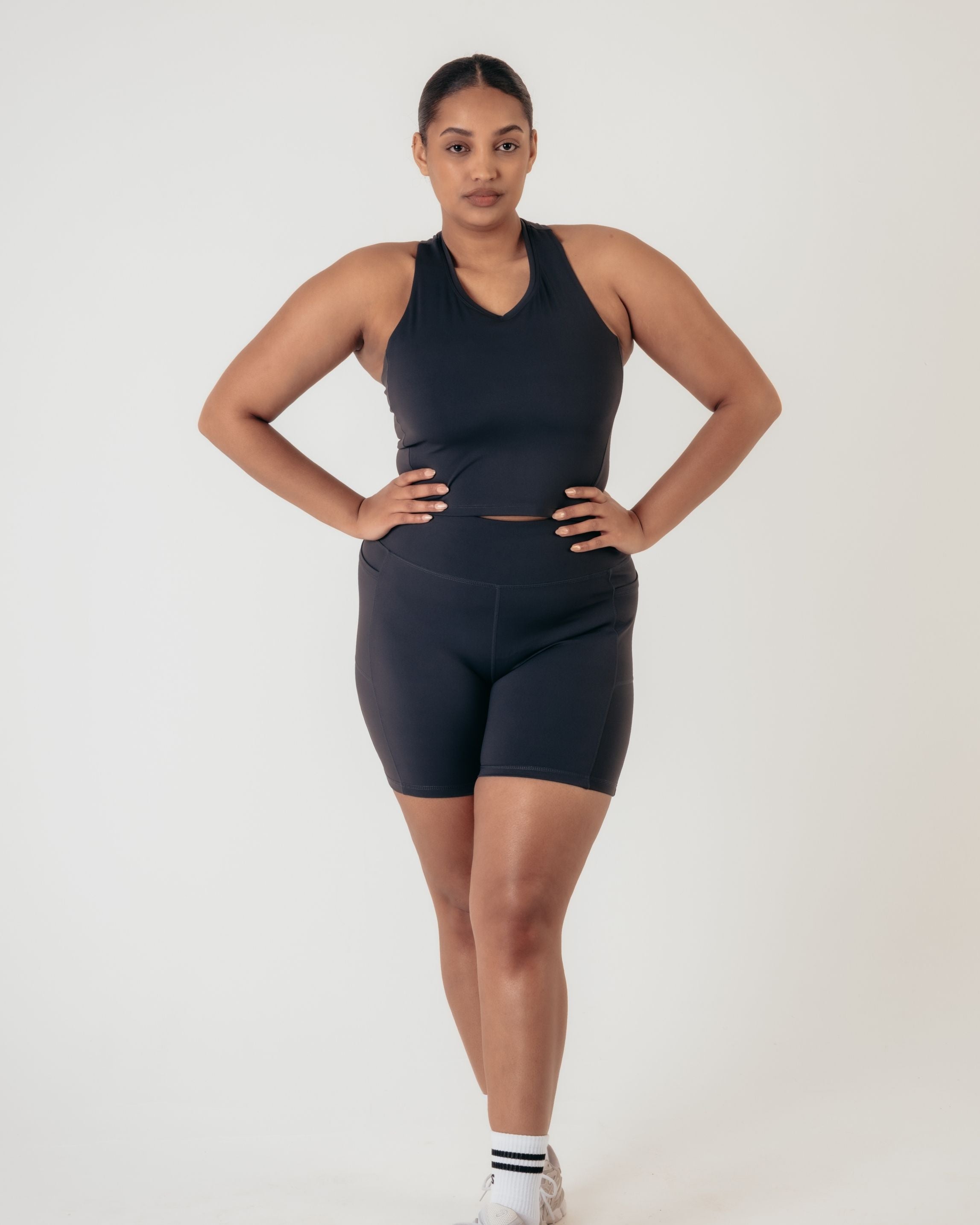 Training Crop Tank - Black