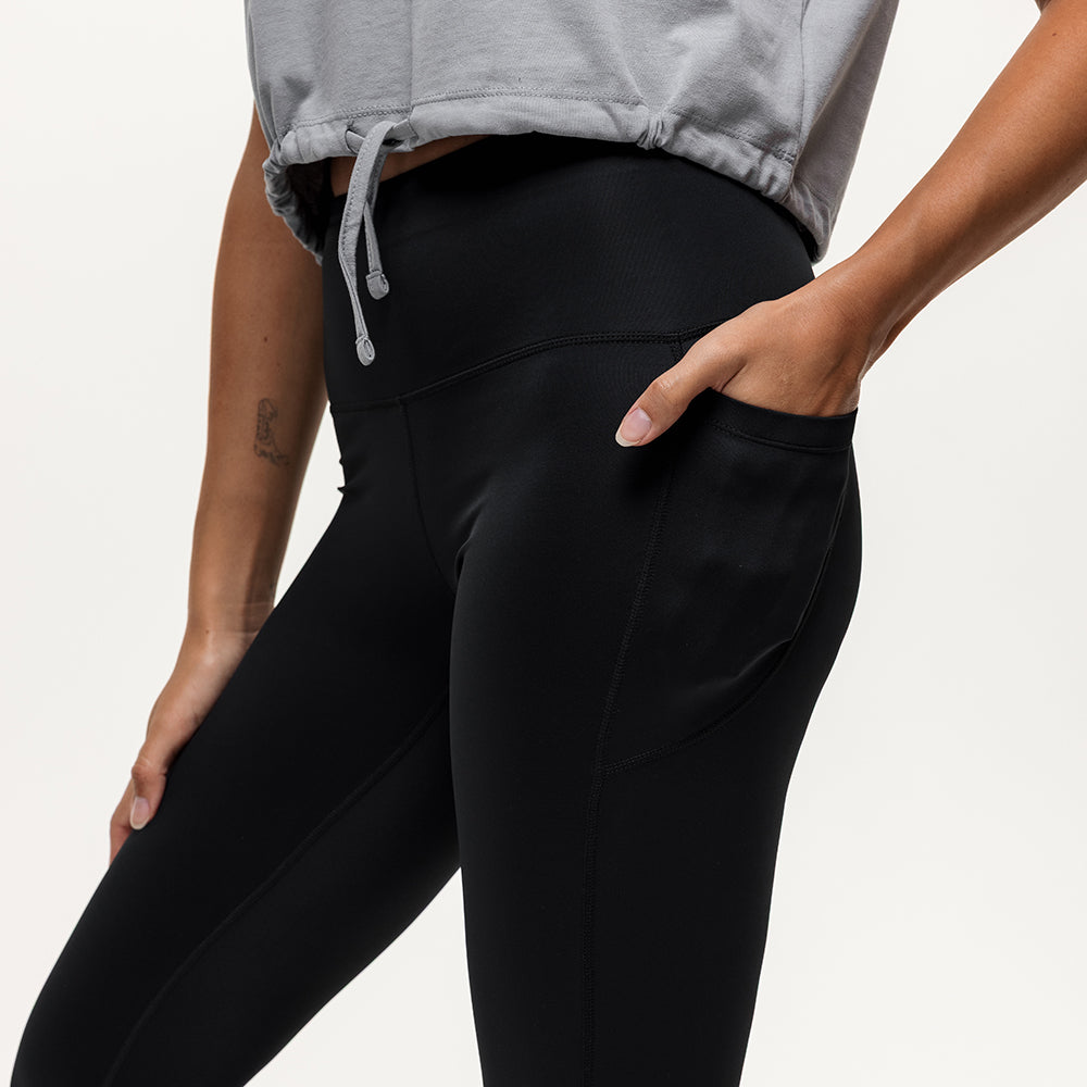 High Rise Capri Genesis Leggings - Black Onyx