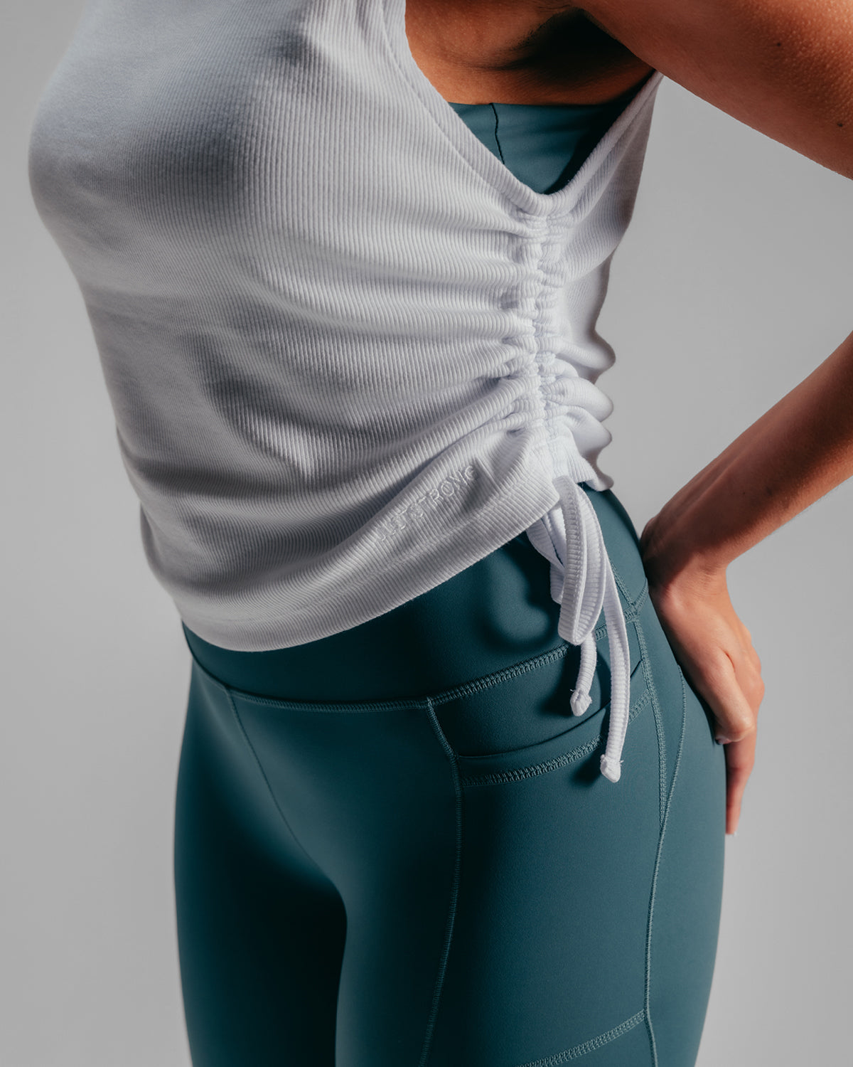 Cropped Ruched Vest - White