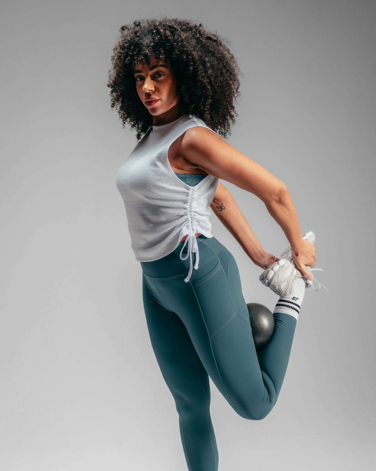 Cropped Ruched Vest - White