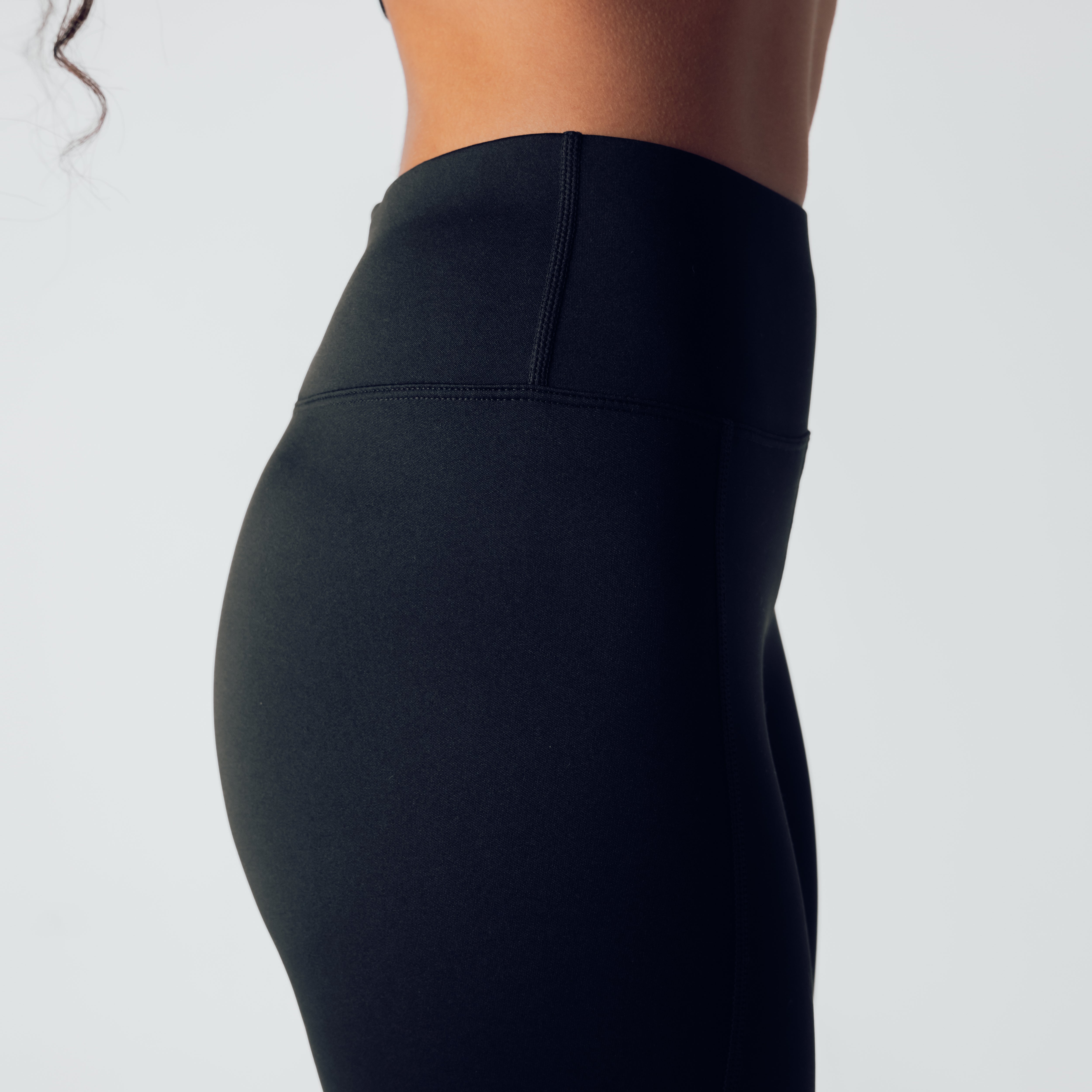 Motion Capri Leggings - Black Onyx