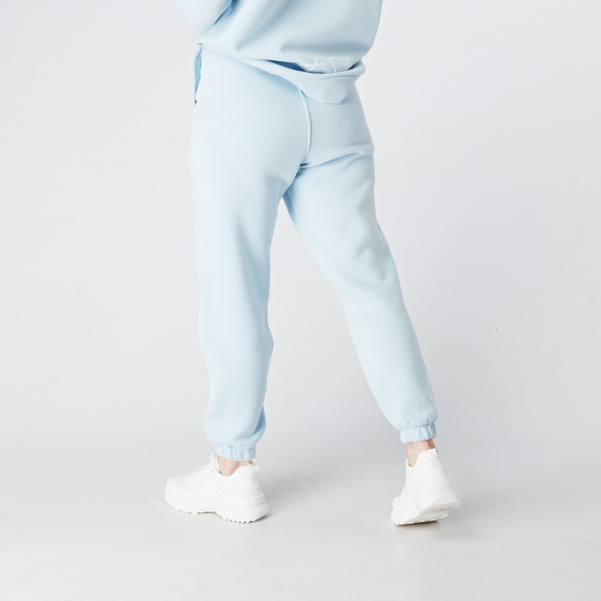 Light blue tracksuit deals bottoms
