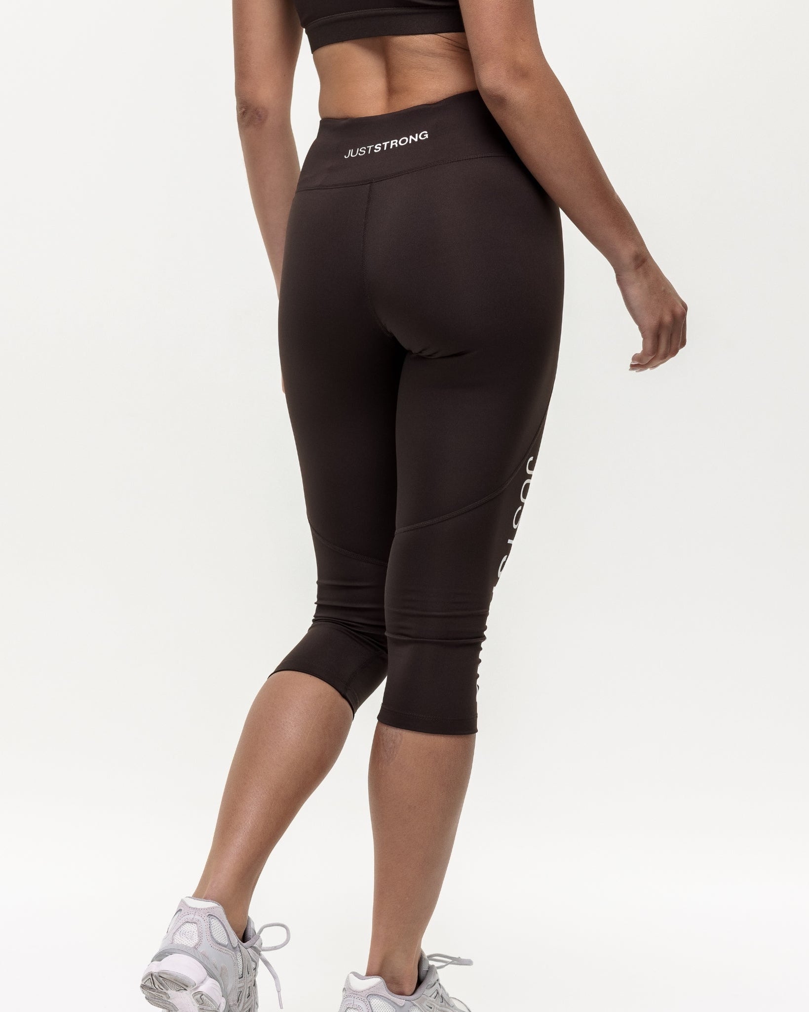 Motion Capri Leggings - Cocoa